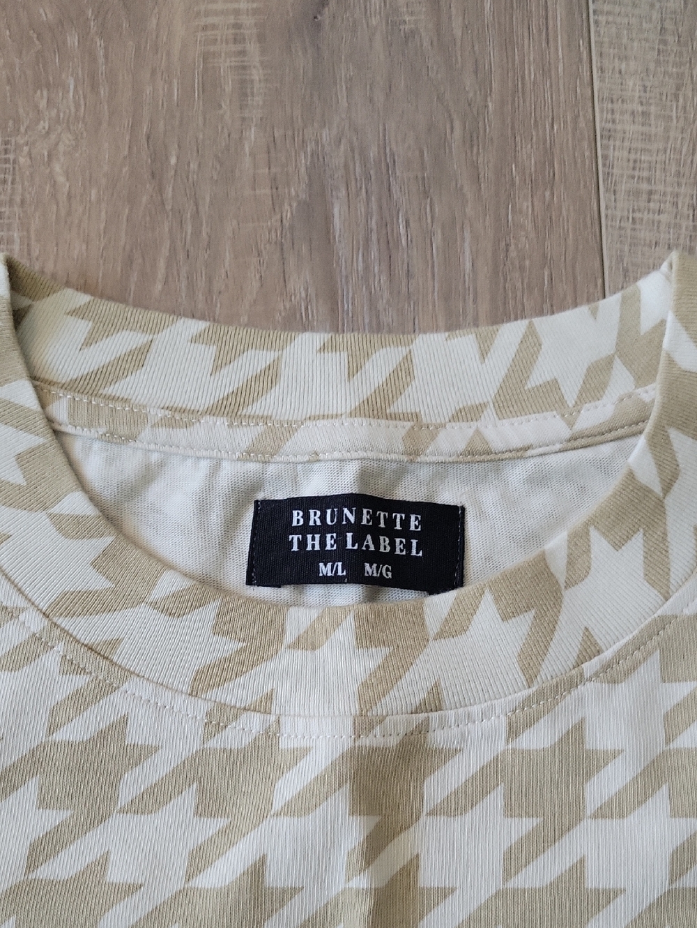 NWT Brunette The Label Houndstooth TShirt & Shorts Set Size L - Picture 8 of 10
